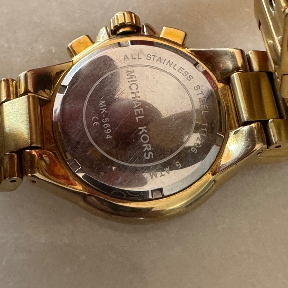Mk 111206 gold watch - Picture 4 of 6